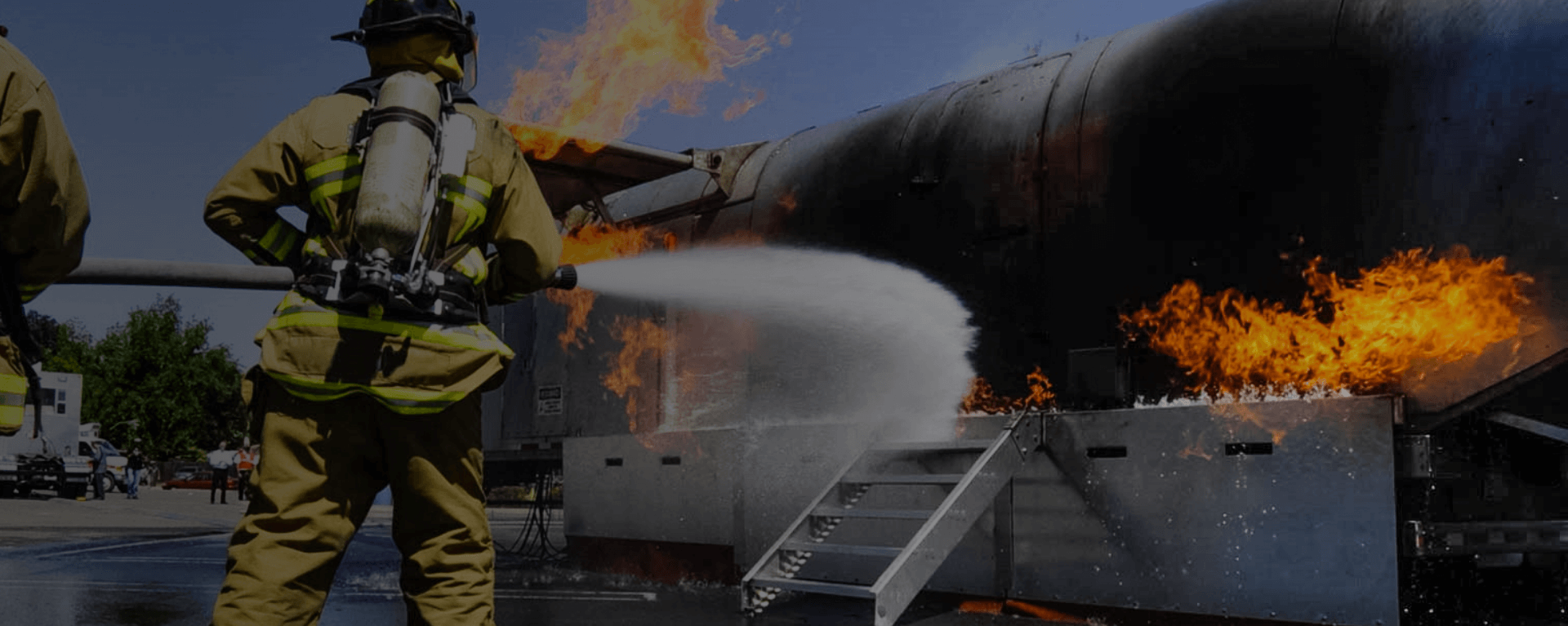 La historia de las bombas contra incendios: de los sistemas manuales a los modernos